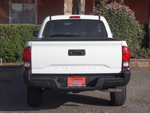 Used 2023 Toyota Tacoma SR image 7