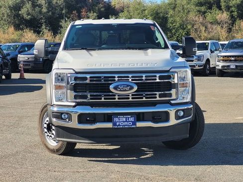 New 2025 Ford F550 4x4 SuperCab Super Duty image 2