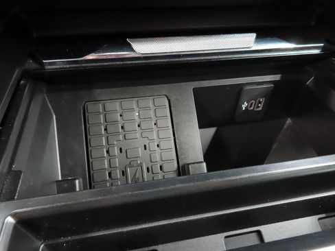 Used 2023 Ford F250 Lariat w/ Sport Appearance Package image 68