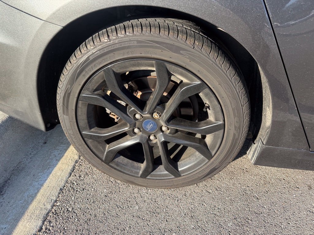 Used 2019 Ford Fusion SE w/ Equipment Group 151A FWD image 16