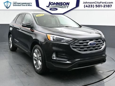 Certified 2024 Ford Edge Titanium AWD/4WD image 1