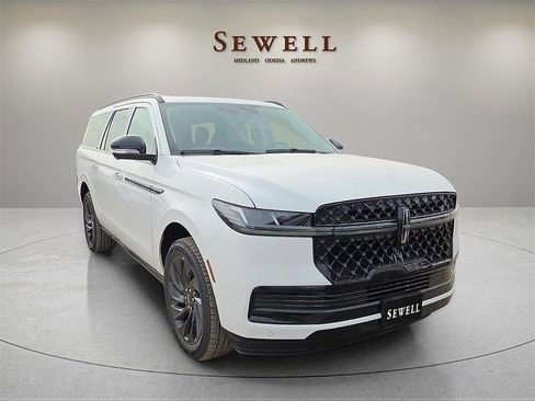 New 2026 Lincoln Navigator L Reserve w/ Jet Appearance Package image 6