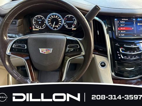 Used 2015 Cadillac Escalade ESV Luxury AWD/4WD image 14