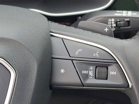 Used 2025 Audi Q3 2.0T Premium w/ Convenience Package image 18