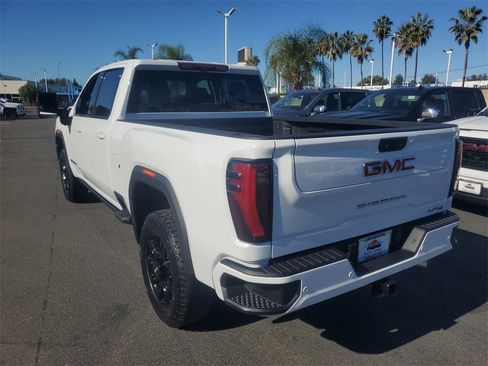 New 2026 GMC Sierra 2500 AT4 w/ AT4 Premium Plus Package image 3