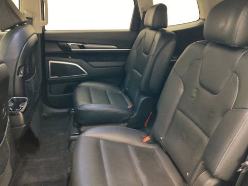 Used 2022 Kia Telluride S FWD image 18