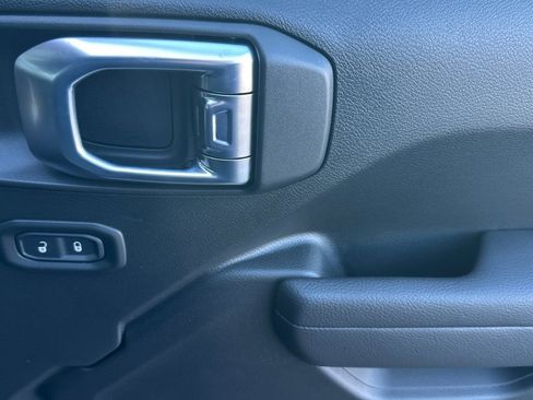 New 2026 Jeep Gladiator Sport image 19