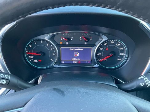 Used 2020 Chevrolet Equinox Premier image 11