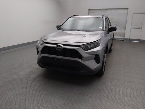 Used 2021 Toyota RAV4 LE FWD image 15
