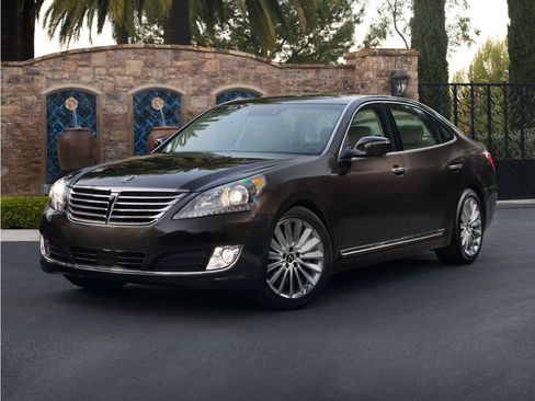 Used 2014 Hyundai Equus Signature RWD image 1