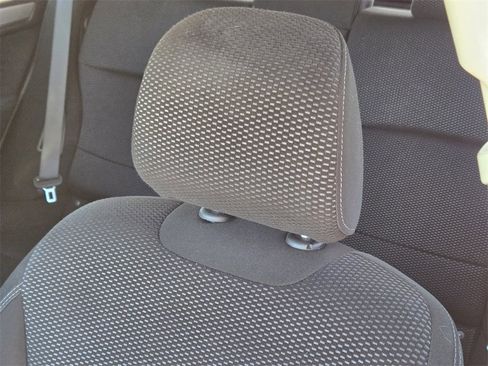 Used 2018 Subaru Outback 2.5i Premium image 20