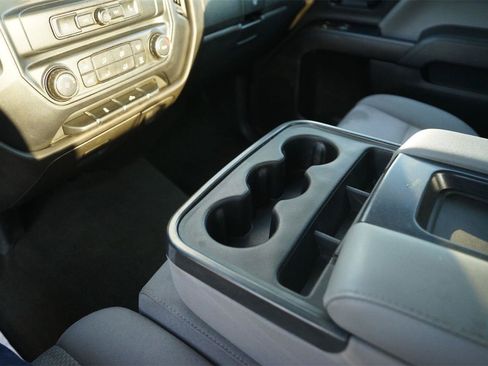 Used 2018 Chevrolet Silverado 1500 Custom w/ Custom Value Package RWD image 28