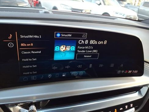 Certified 2024 Cadillac Lyriq Luxury image 29