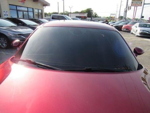 Used 2021 Dodge Challenger SXT w/ Driver Convenience Group RWD image 6