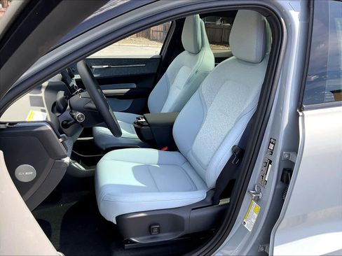 New 2026 Volvo EX30 Ultra w/ Climate Package image 11