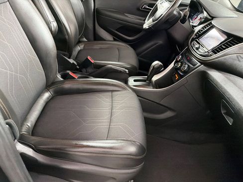 Used 2020 Chevrolet Trax LT w/ Driver Confidence Package image 22