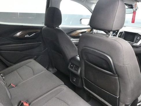Used 2020 GMC Terrain SLE w/ Driver Convenience Package AWD/4WD image 13