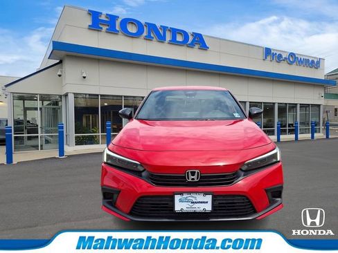 Used 2023 Honda Civic Sport image 2