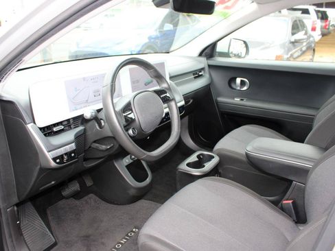 Used 2024 Hyundai Ioniq 5 SEL RWD image 12