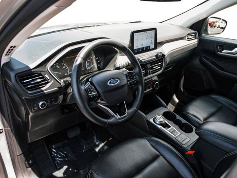 Used 2022 Ford Escape SEL FWD image 8