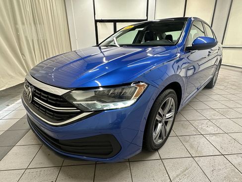 Used 2023 Volkswagen Jetta SE image 10