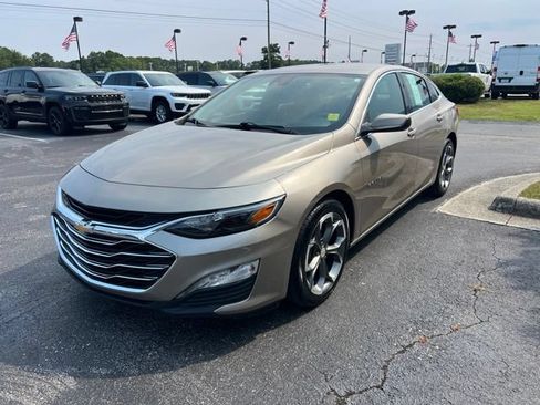 Used 2024 Chevrolet Malibu LT FWD image 4
