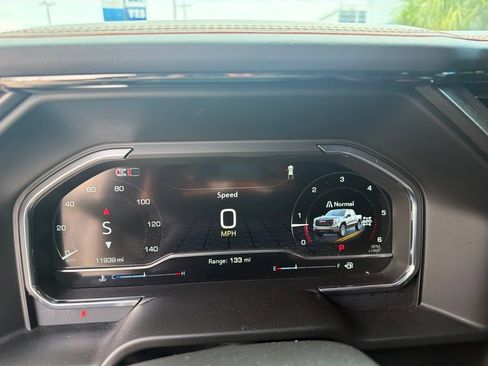 Used 2025 GMC Sierra 1500 AT4 w/ AT4 Premium Package AWD/4WD image 23