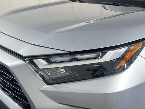 Used 2025 Toyota RAV4 XLE w/ Convenience Package FWD image 11