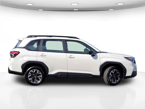 Used 2026 Subaru Forester AWD/4WD image 5