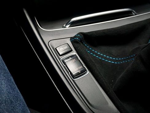 Used 2018 BMW M2 image 60