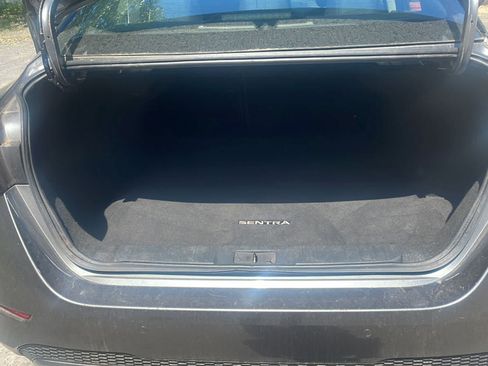 Used 2023 Nissan Sentra SV FWD image 11
