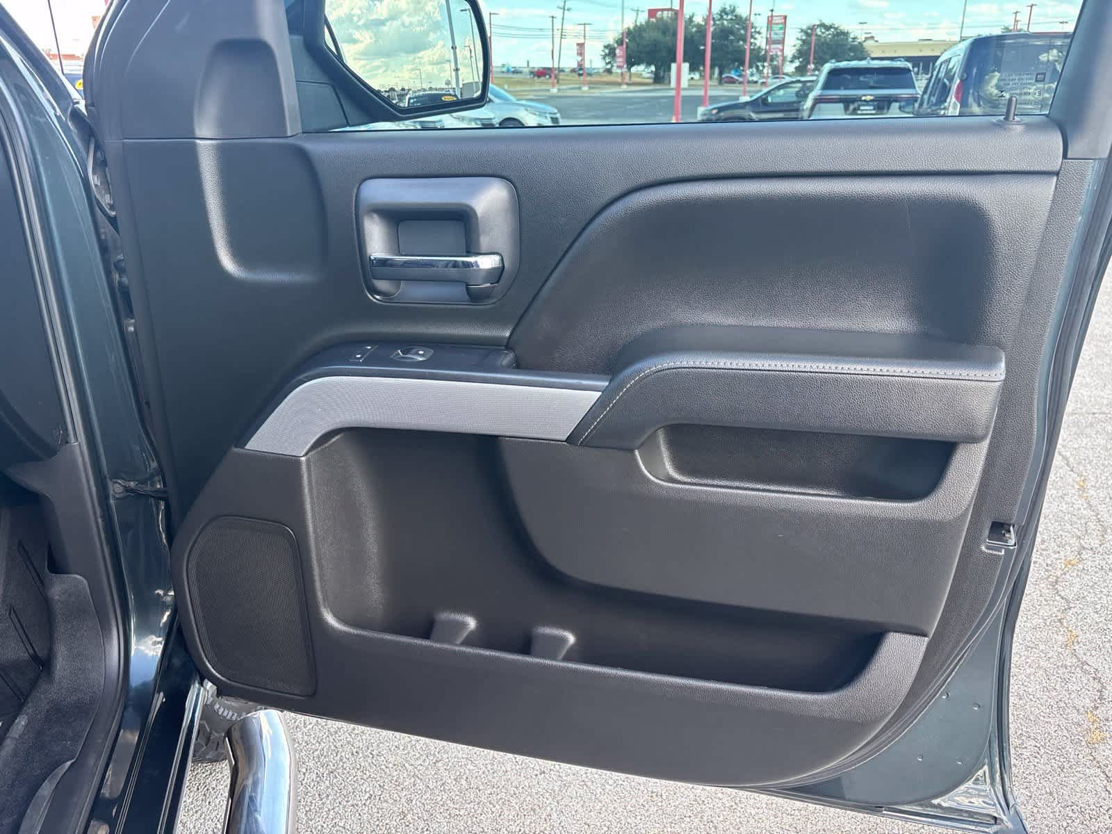 Used 2018 Chevrolet Silverado 1500 LT w/ Texas Edition AWD/4WD image 12