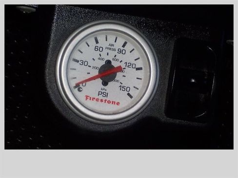 Used 2011 RAM 2500 SLT image 22