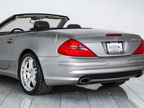 Used 2005 Mercedes-Benz SL 600 V12 AUTOMATIC NAVIGATION LEATH image 50