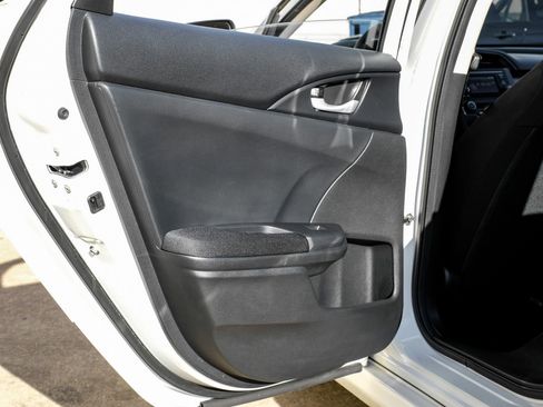 Used 2020 Honda Civic LX image 39