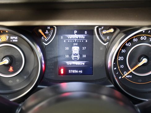 Used 2020 Jeep Wrangler Sport AWD/4WD image 11