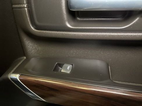 Used 2022 GMC Sierra 2500 SLT w/ SLT Convenience Package image 81