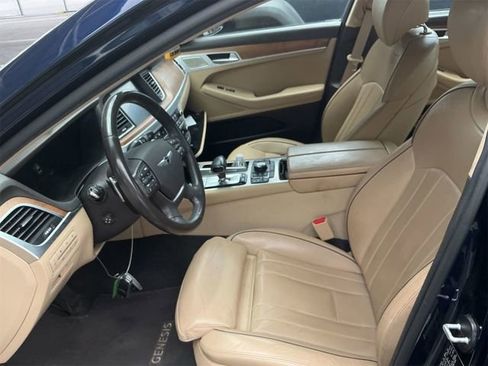 Used 2018 Genesis G80 3.8 w/ Option Group 03 RWD image 3
