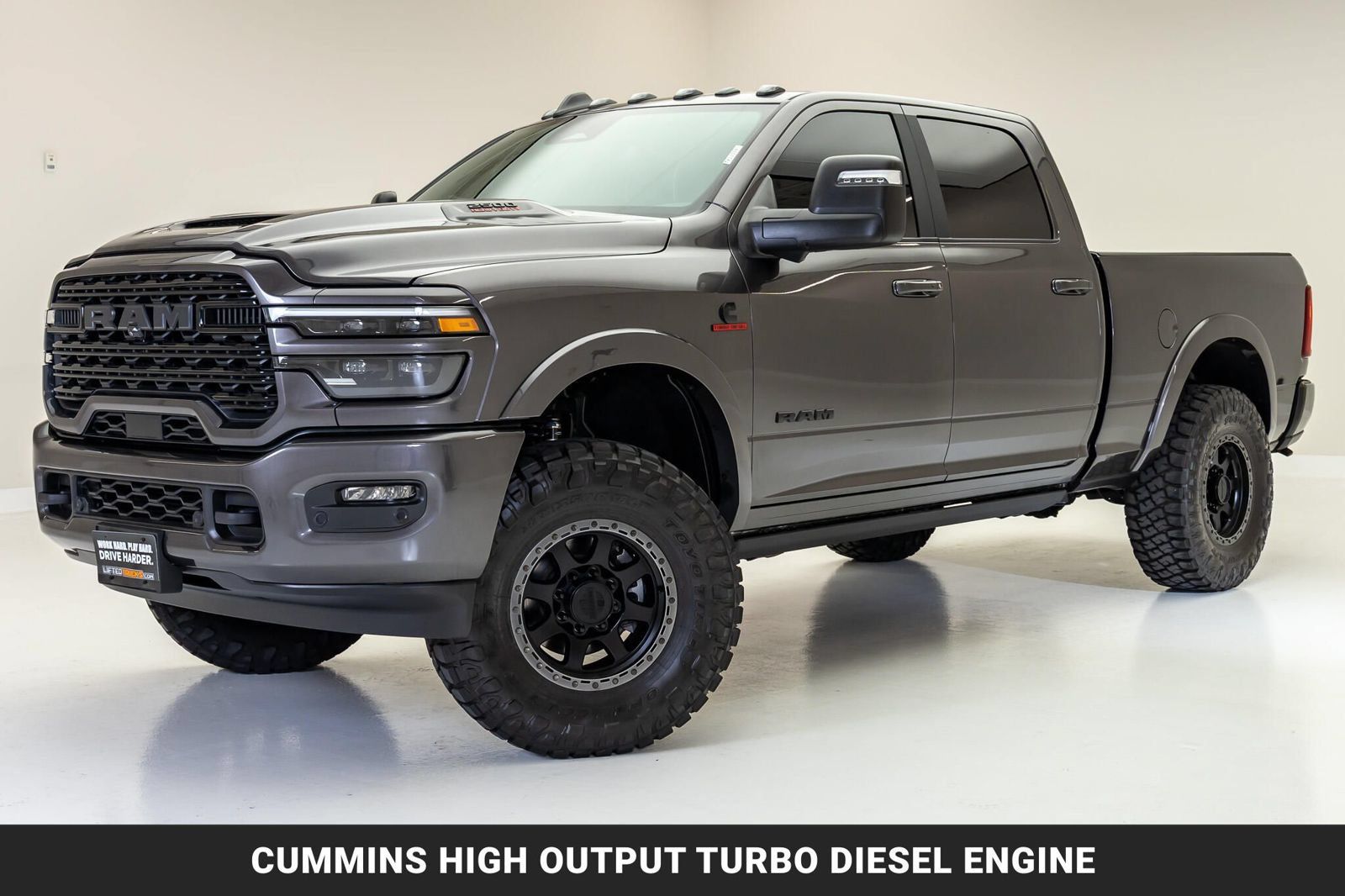 Used 2026 RAM 2500 Limited AWD/4WD image 4