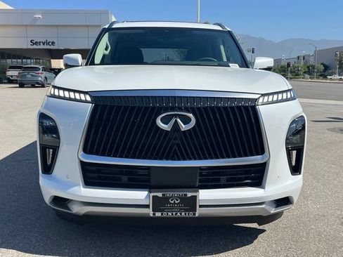 New 2027 INFINITI QX80 Luxe w/ Exterior Package AWD/4WD image 3