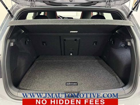 Used 2022 Volkswagen GTI SE image 17