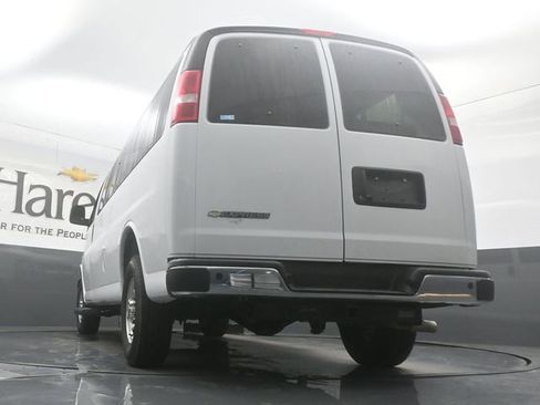 New 2025 Chevrolet Express 3500 LT w/ LT Preferred Equipment Group RWD image 33
