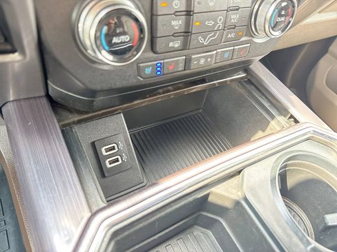 Used 2019 Ford F350 Limited AWD/4WD image 37