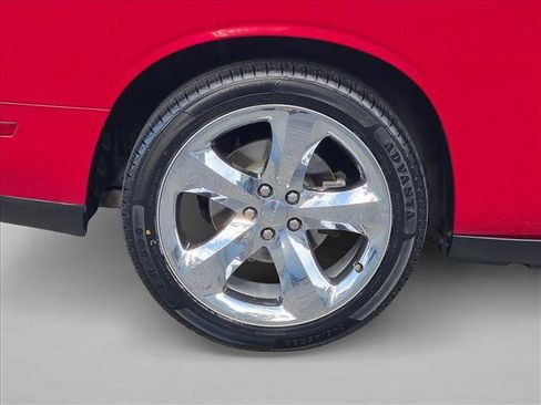 Used 2013 Dodge Challenger R/T RWD image 21