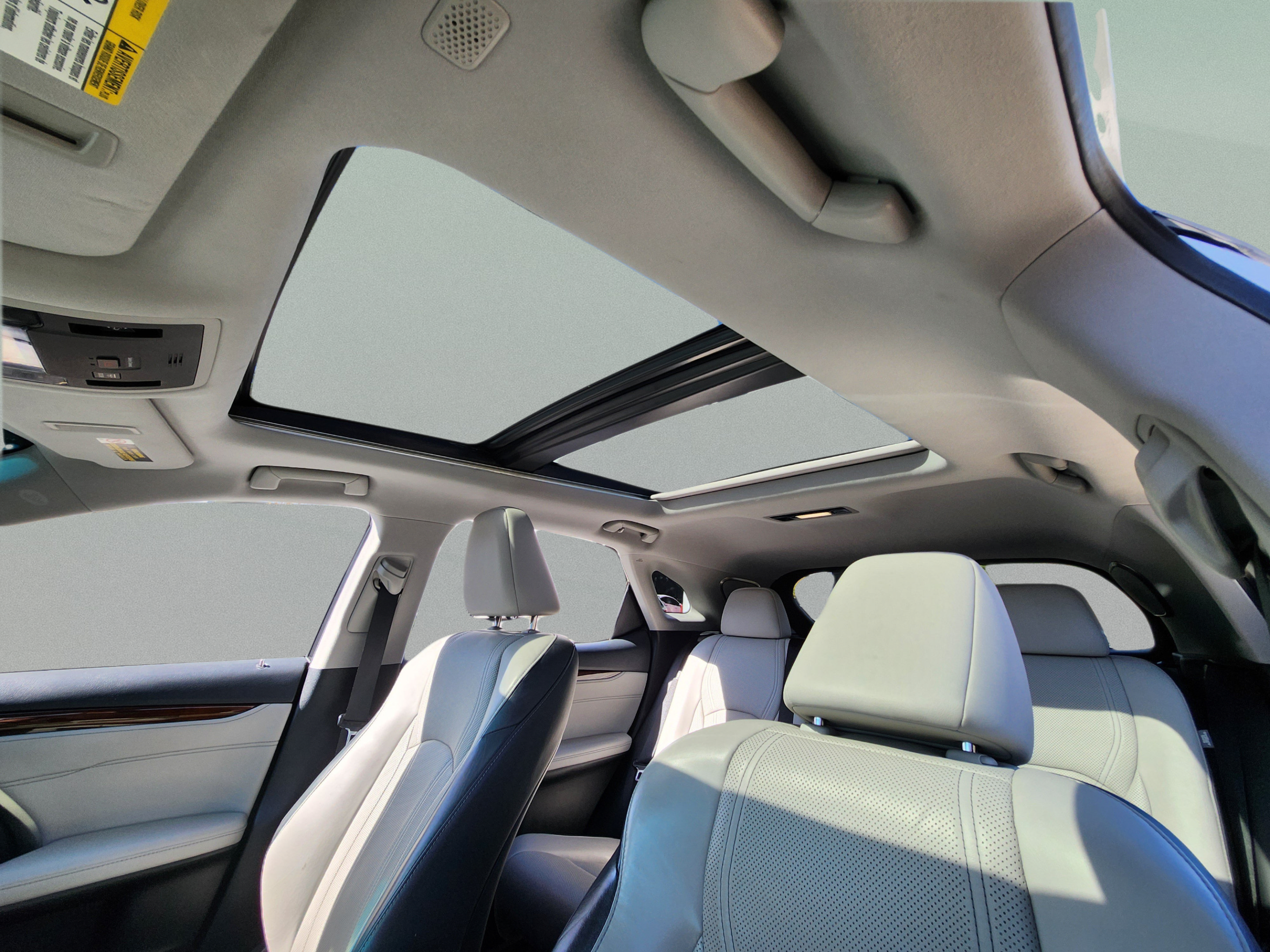 Used 2018 Lexus RX 350 FWD w/ Premium Package image 15