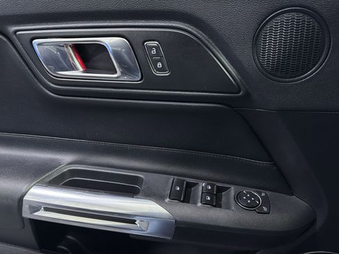 Used 2019 Ford Mustang Premium RWD image 36