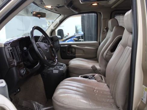 Used 2012 GMC Savana 2500 Extended image 12