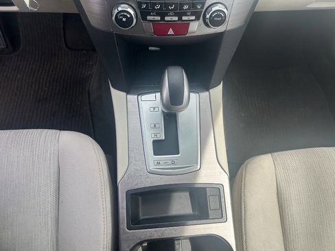 Used 2013 Subaru Outback 2.5i image 16