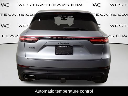 Used 2019 Porsche Cayenne E-Hybrid AWD/4WD image 4
