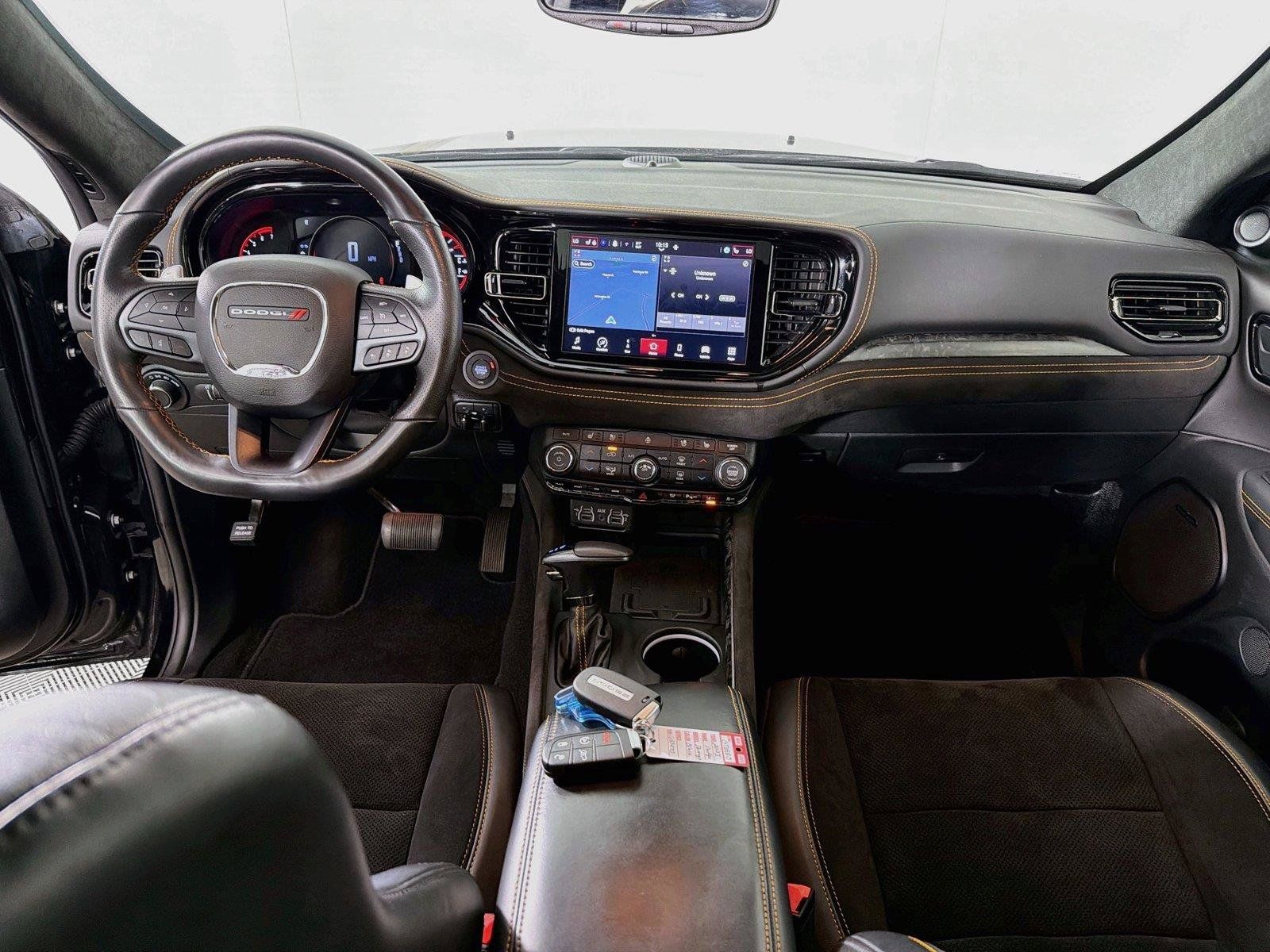 Used 2023 Dodge Durango R/T w/ Hemi Orange Plus Package AWD/4WD image 27